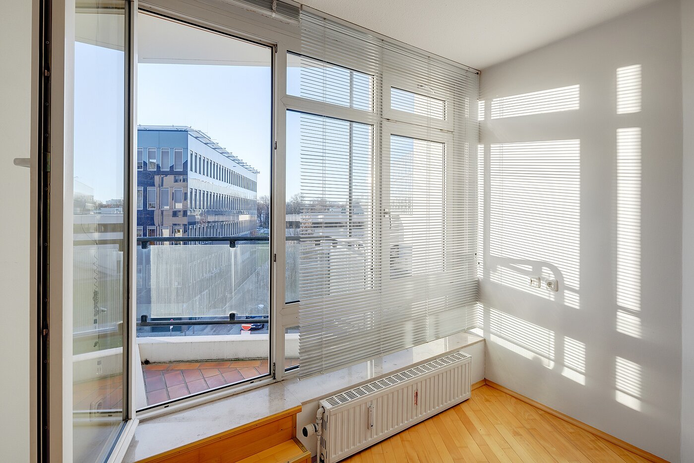 Etagenwohnung mit 1 Zimmer | München-Maxvorstadt | 70087 | Zugang zum...