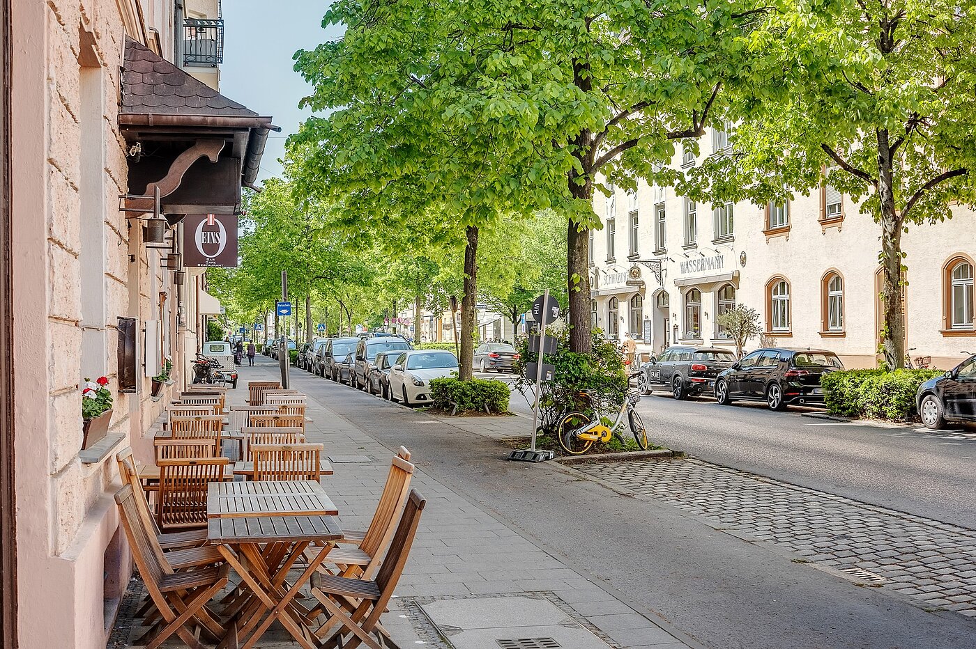 Etagenwohnung mit 2 Zimmern | München-Schwabing | 70013 | ...Cafés in fußläufiger Entfernung