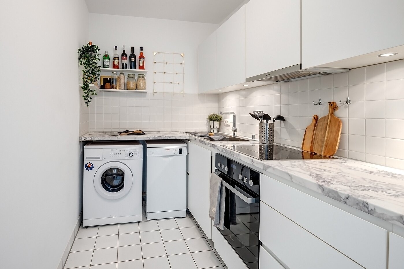 Etagenwohnung mit 2 Zimmern | München-Maxvorstadt | 70001 | Separate Küche