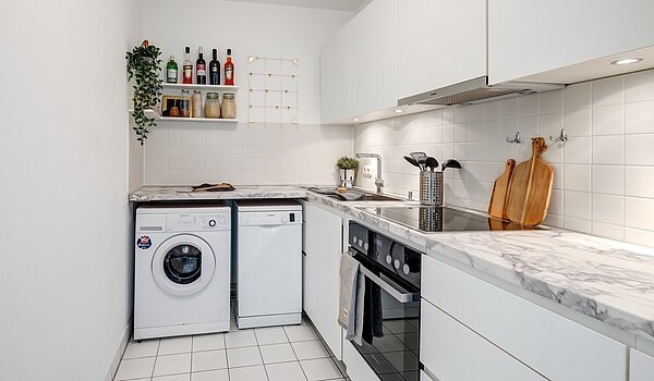 Etagenwohnung mit 2 Zimmern | München-Maxvorstadt | 70001 | Separate Küche