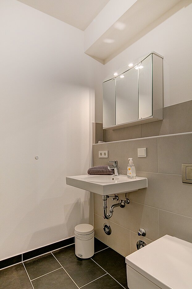 Apartment mit 1 Zimmer | München-Ramersdorf | 70251 | Bad mit...