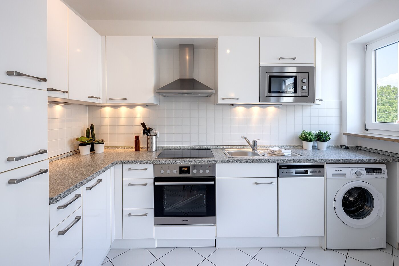 Etagenwohnung mit 3 Zimmern | München-Obergiesing | 70028 | ...elektrischen Geräten