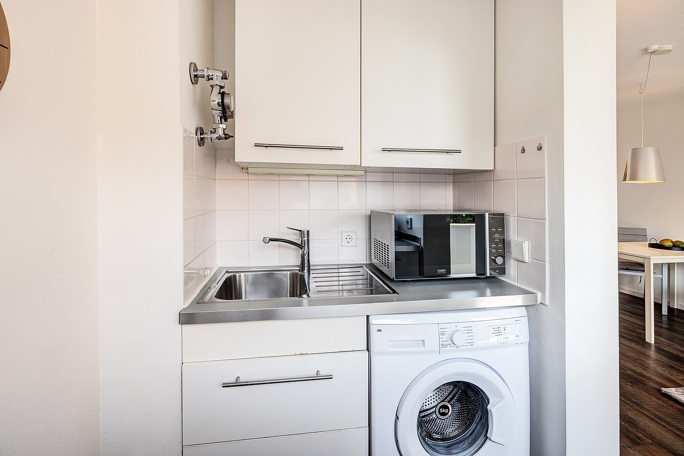 Etagenwohnung mit 1 Zimmer | München-Neuhausen | 702271 | ...integriertem Waschtrockner
