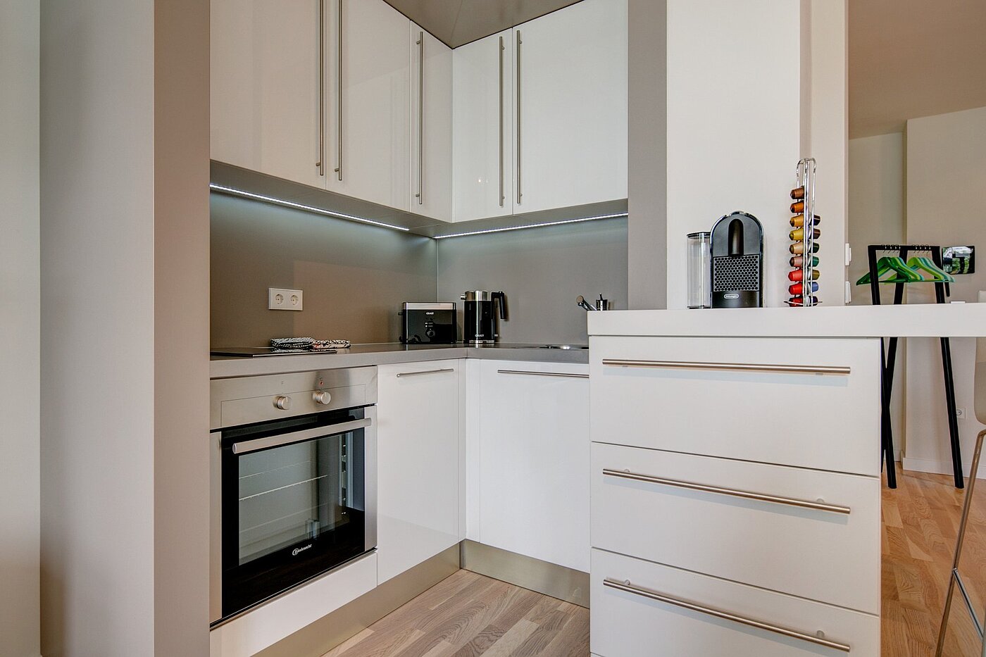 Etagenwohnung mit 1 Zimmer | München-Bogenhausen | 1807ML5 | ...mit Esstheke