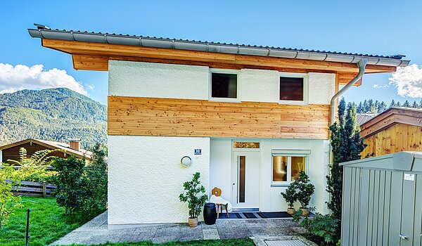 Reiheneckhaus mit 3 Zimmern | Kreuth | 70037 | Zugang zum Haus...