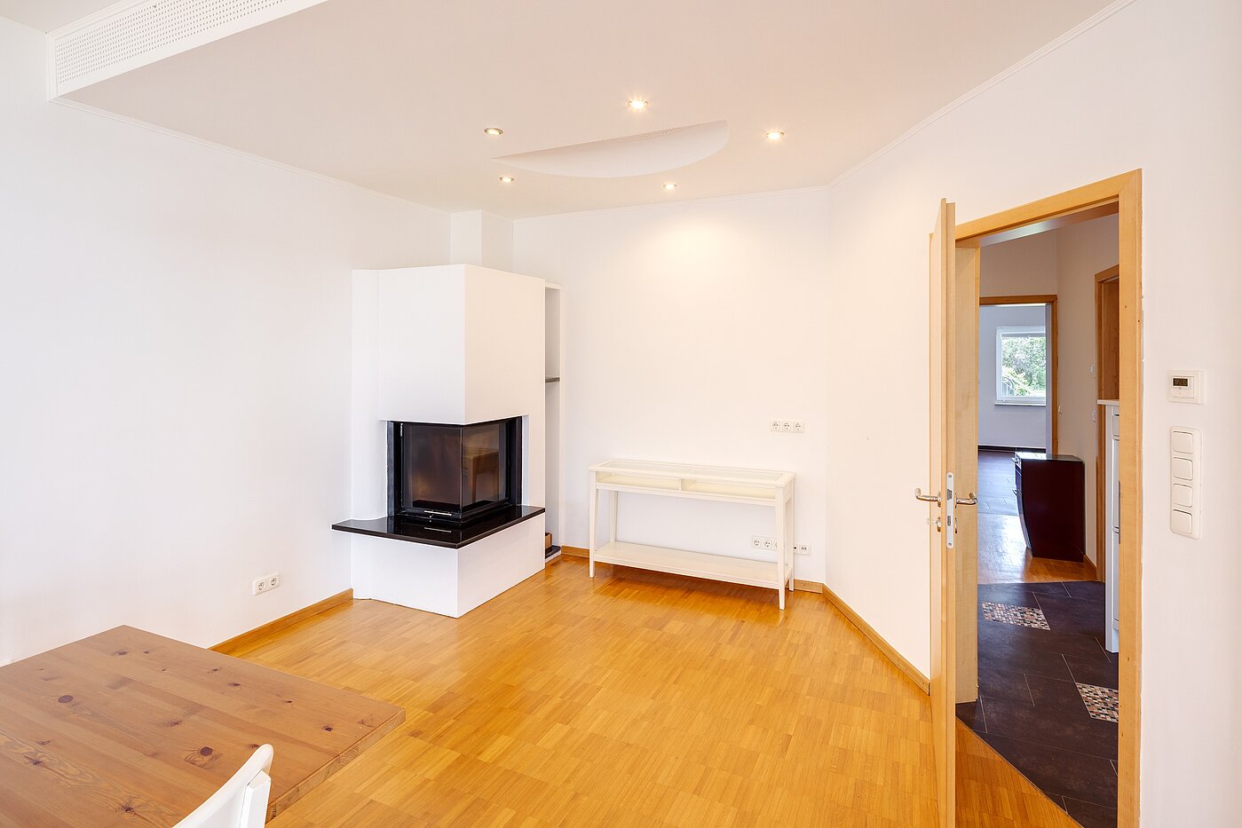 Doppelhaushälfte mit 6.5 Zimmern | Unterschleißheim | 70122 | ...und Kamin...