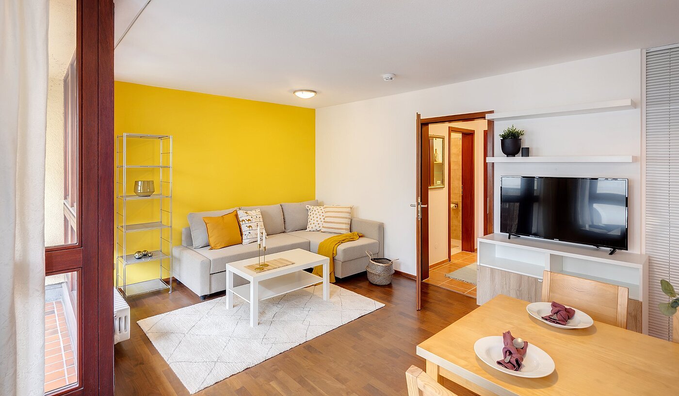 Etagenwohnung mit 2 Zimmern | München-Neuhausen | 2012ML5 | ...heller Wohnbereich