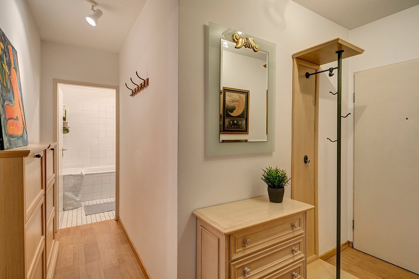 Etagenwohnung mit 1.5 Zimmern | München-Lehel | 2107ML9 | ...mit Garderobe