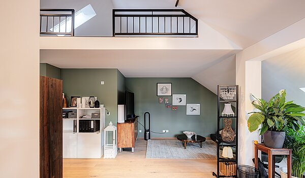 Reiheneckhaus mit 6 Zimmern | München-Trudering | 70191 | ...Empore und...