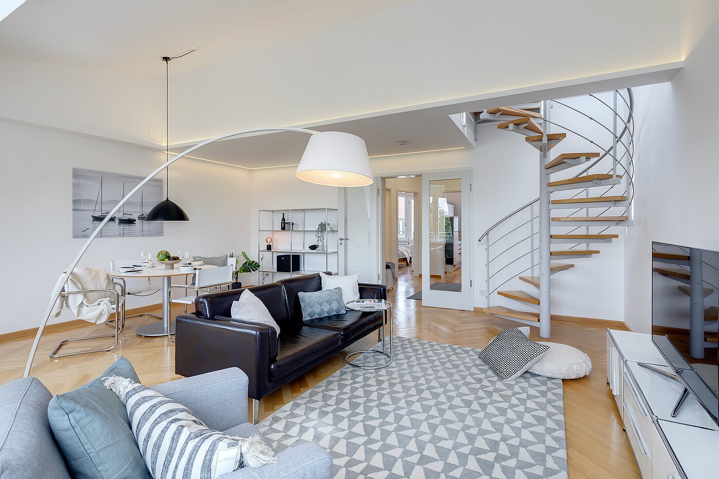 Etagenwohnung mit 2 Zimmern | München-Schwabing | 2208ML2 | Hochwertig ausgestattet