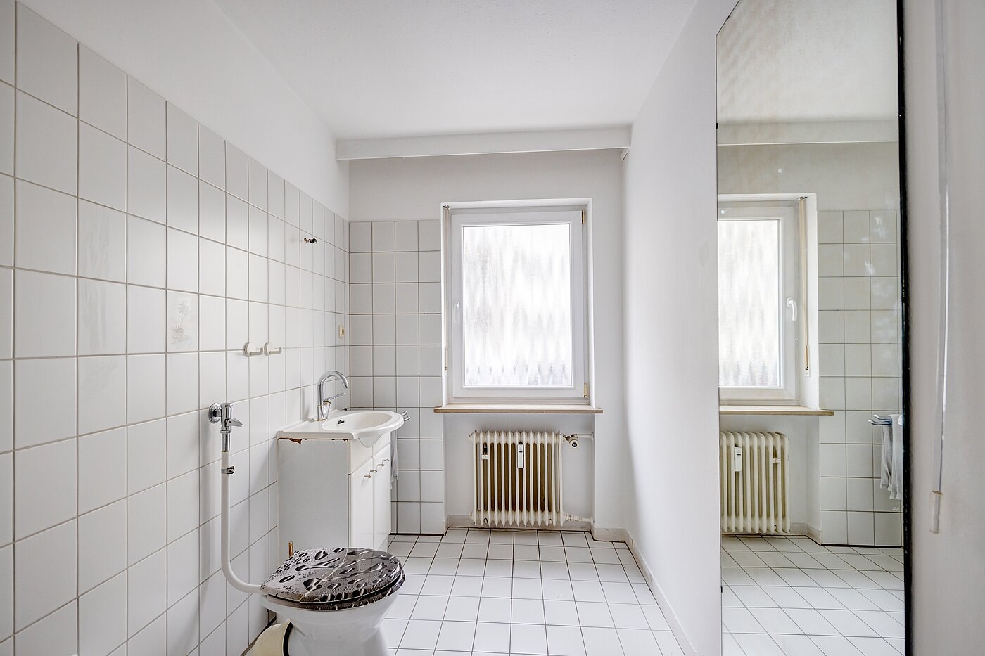 Hochparterre mit 2.5 Zimmern | München-Schwabing | 70441 | Und Fenster