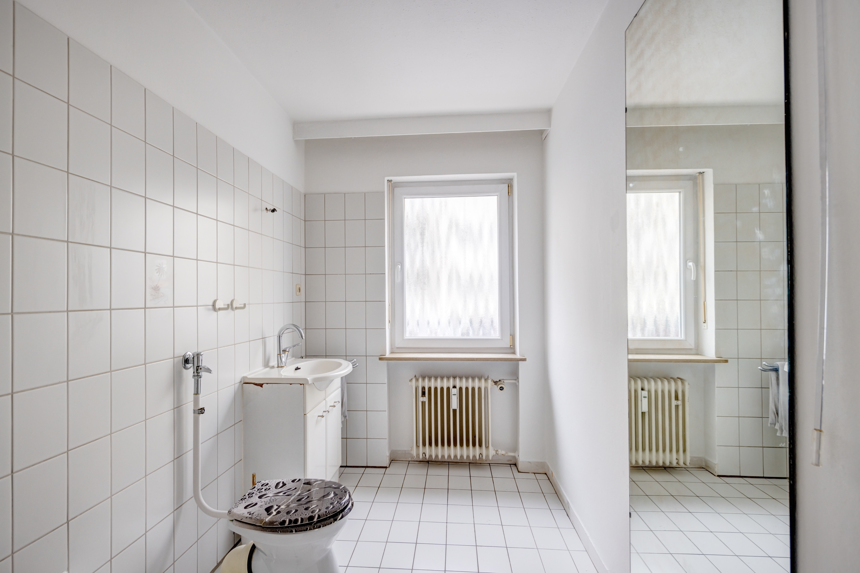 Hochparterre mit 2.5 Zimmern | München-Schwabing | 70441 | Und Fenster | Thumbnail