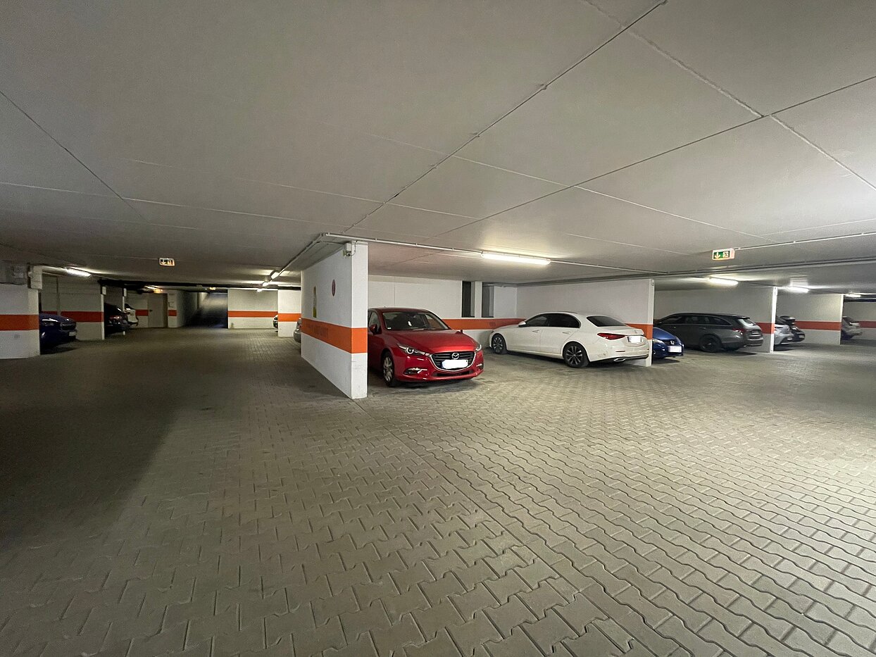 Tiefgaragenstellplatz | München-Laim | 700994 | Großzügige...