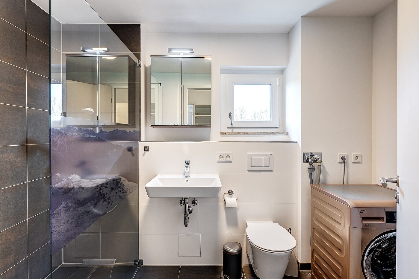 Etagenwohnung mit 2 Zimmern | Freising | 70156 | Badezimmer mit...