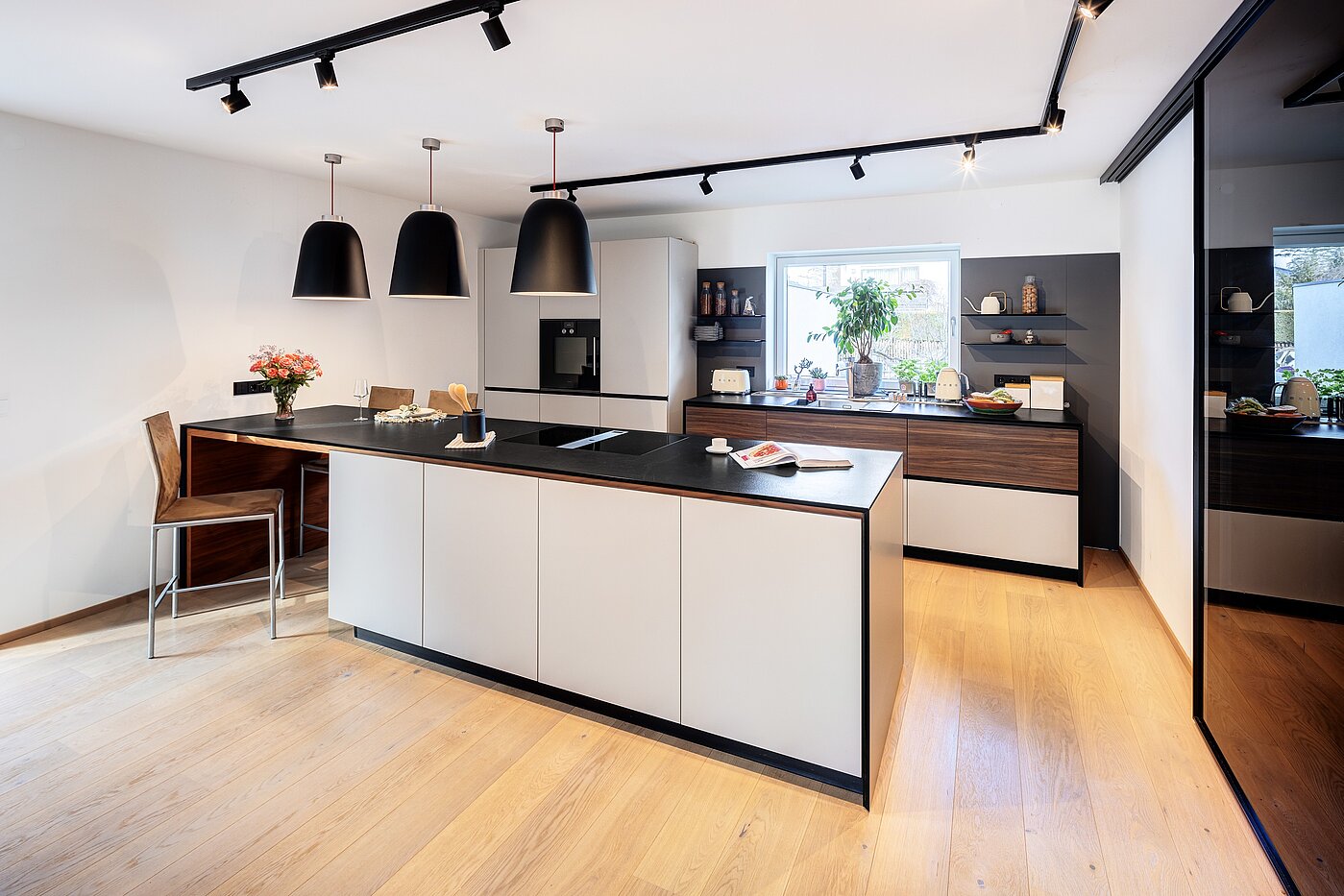 Reiheneckhaus mit 6 Zimmern | München-Trudering | 70191 | ...mit Esstheke und...