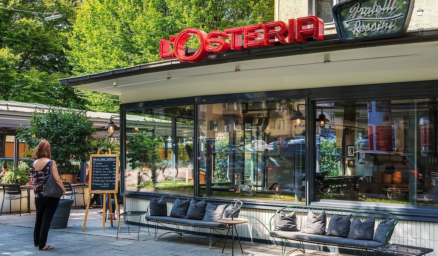 Etagenwohnung mit 2 Zimmern | München-Schwabing | 70096 | Sommerimpression