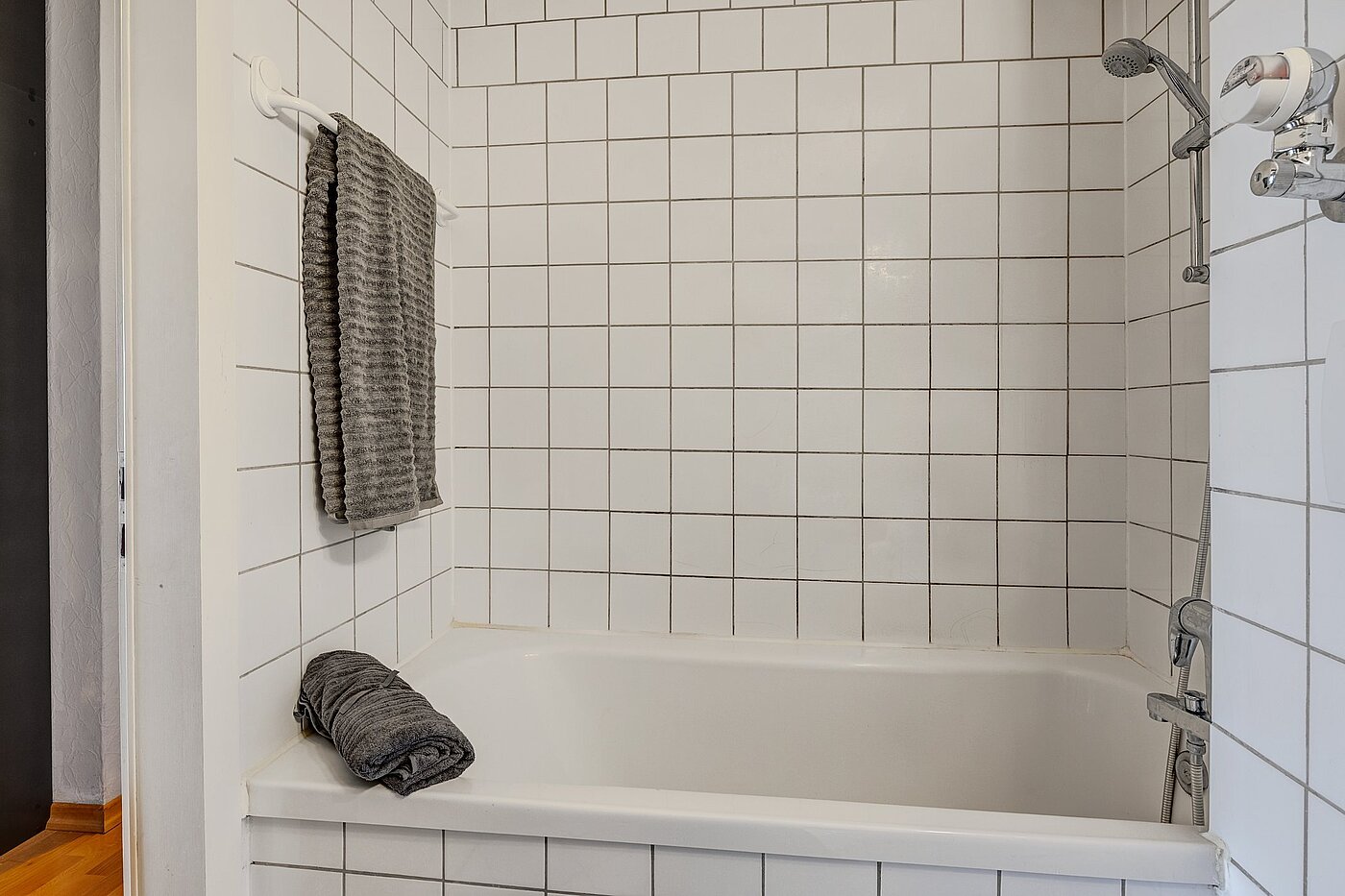 Etagenwohnung mit 1 Zimmer | München-Schwabing | 2109ML1 | ...Badewanne