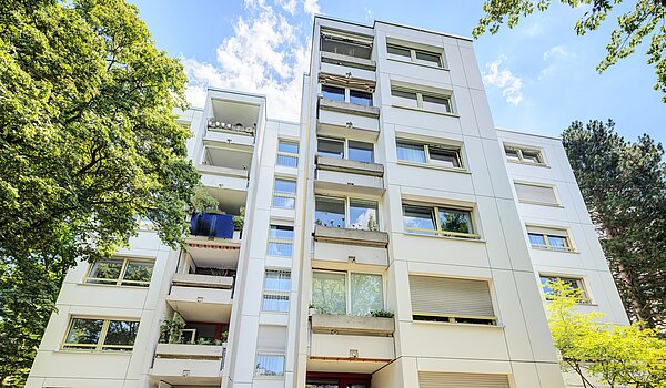 Etagenwohnung mit 2 Zimmern | München-Hadern | 704101 | Außenansicht Richtung Wintergarten