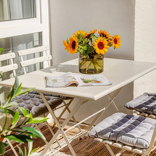 Maxvorstadt: Toplage nahe Uni - Apartment  mit Terrasse