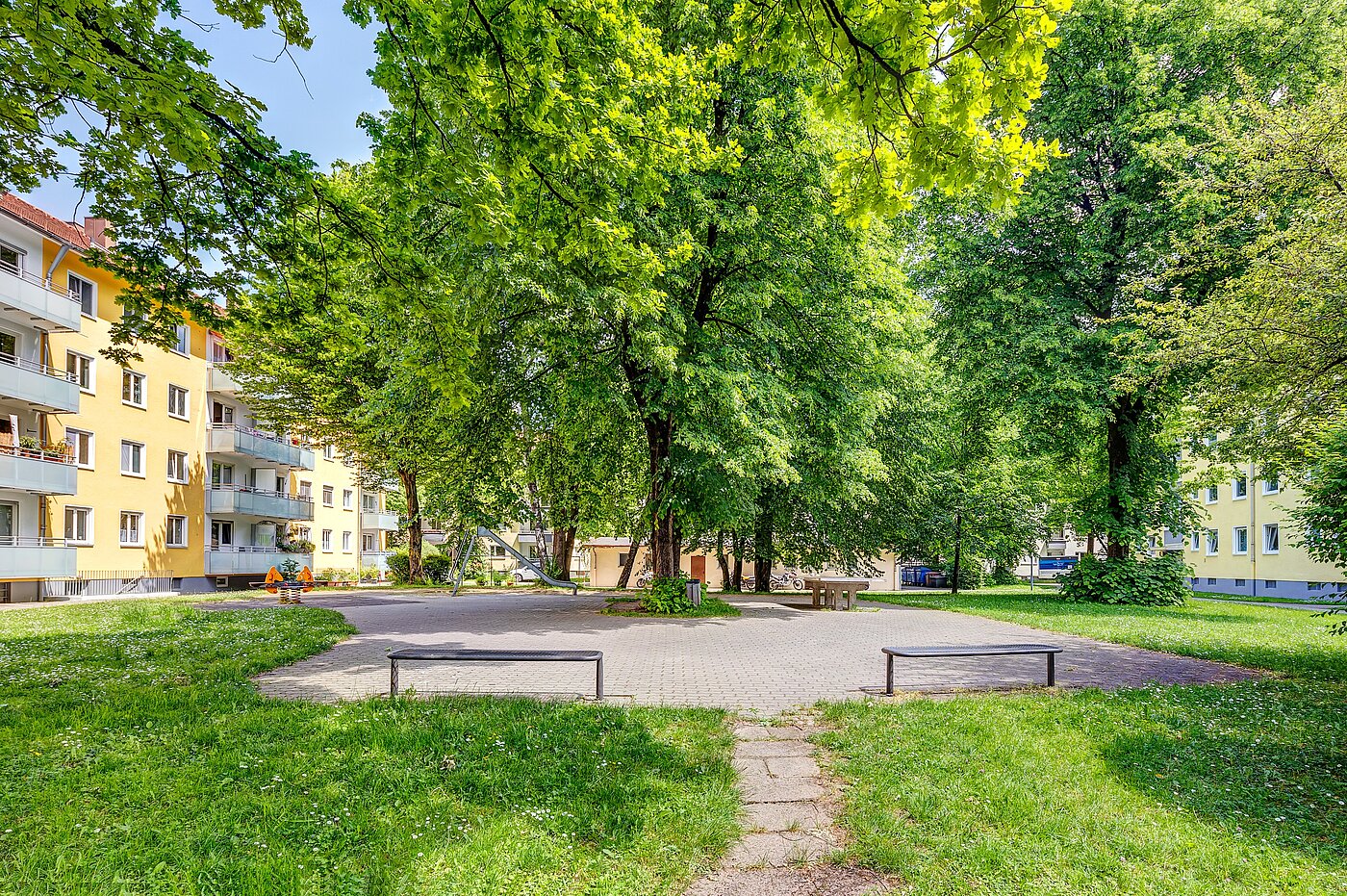 Etagenwohnung mit 2.5 Zimmern | München-Berg am Laim | 70030 | ...ins Grüne