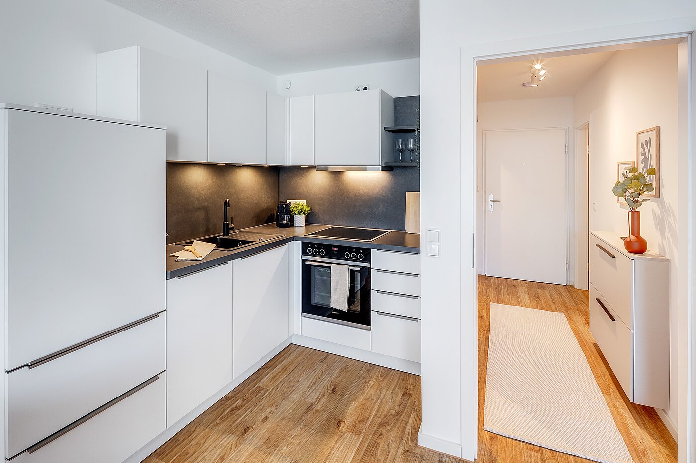 Etagenwohnung mit 1 Zimmer | München-Neuhausen | 70197 | Einbauküche mit allen...
