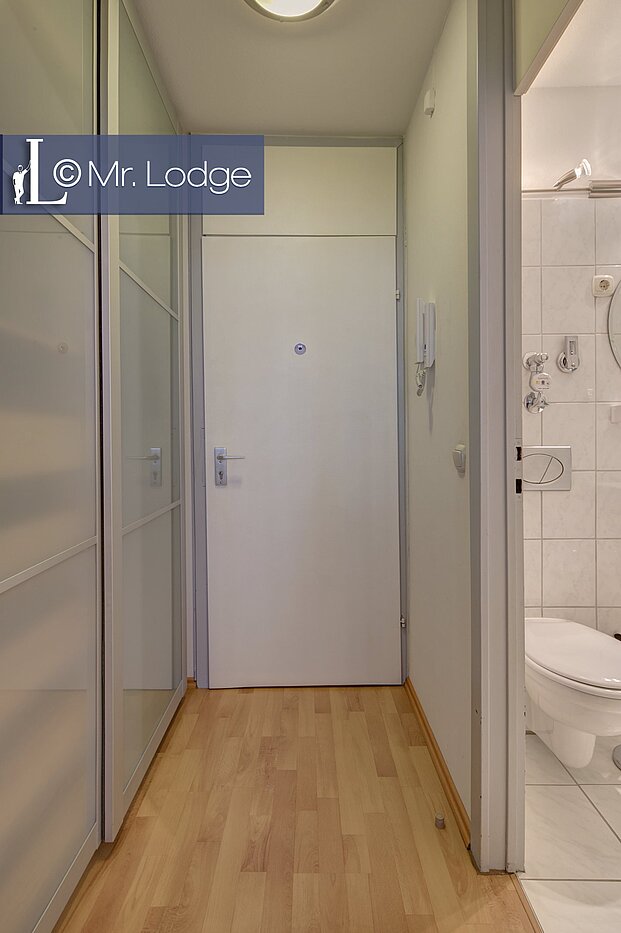 Etagenwohnung mit 1 Zimmer | München-Sendling-Westpark | 1706ML8 | Diele mit Einbauschrank