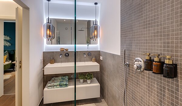 Etagenwohnung mit 3 Zimmern | München-Sendling | 70167 | Badezimmer...