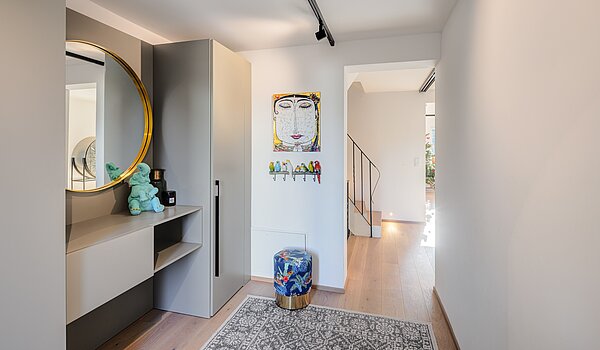 Reiheneckhaus mit 6 Zimmern | München-Trudering | 70191 | ...Eingangsbereich