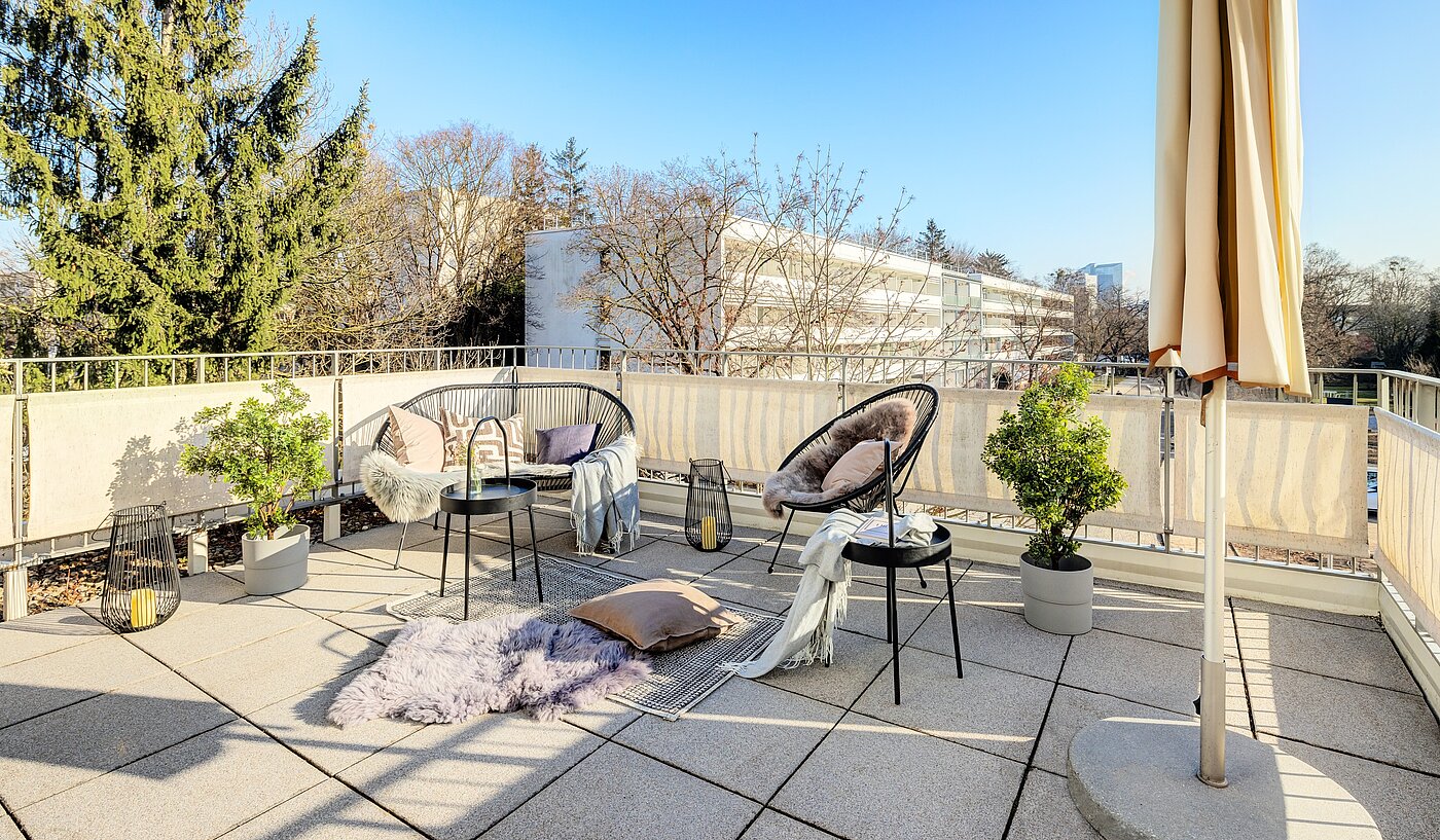 Etagenwohnung mit 2 Zimmern | München-Schwabing | 70195 | ...außen