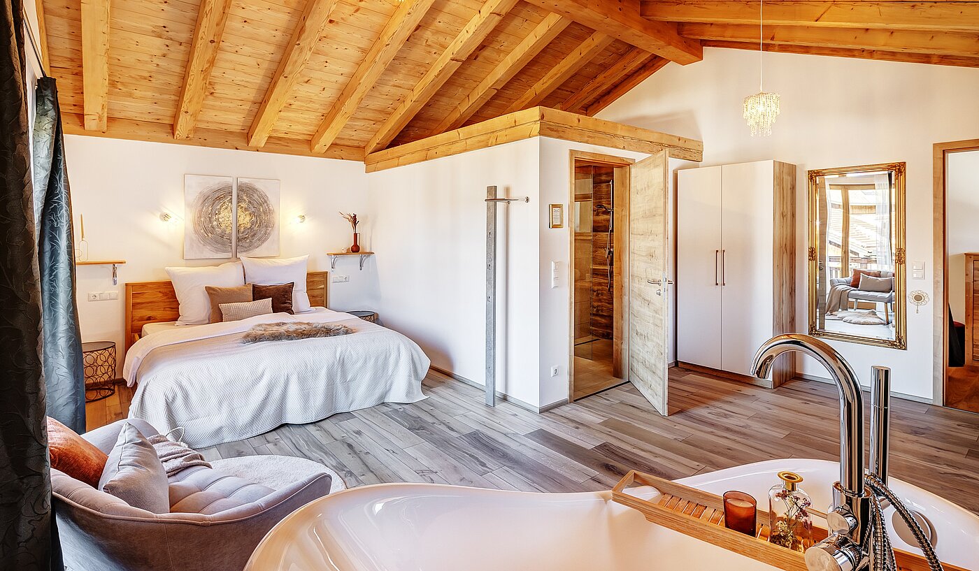 Etagenwohnung mit 6 Zimmern | 70095 | ....mit großem Schlafbereich...