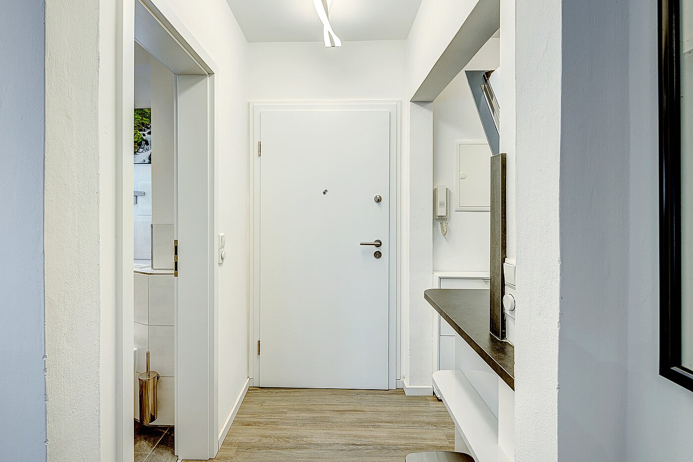 Etagenwohnung mit 1 Zimmer | München-Nymphenburg | 70091 | Diele