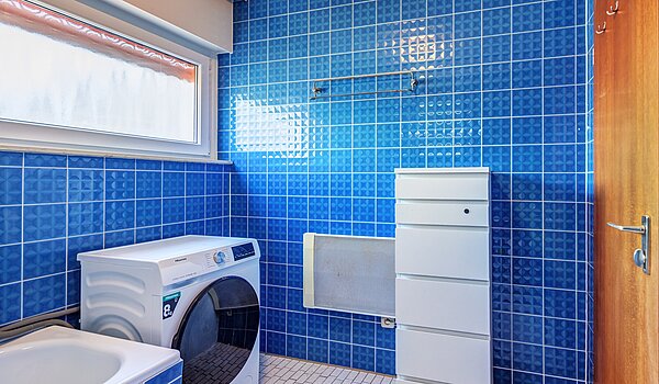 Etagenwohnung mit 2.5 Zimmern | München-Hadern | 70393 | ...und Waschmaschinenanschluss