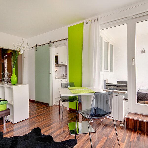 Sendling: Helles 1-Zimmer Apartment mit Südloggia - bald frei