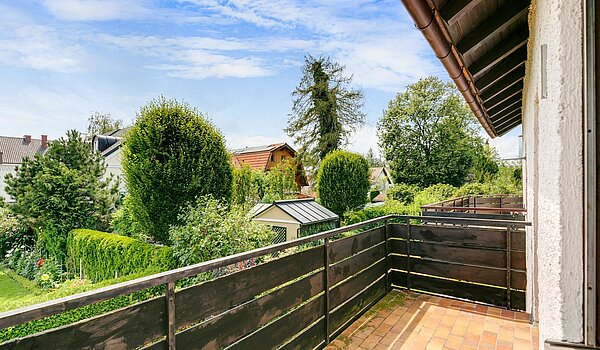 Reihenmittelhaus mit 5 Zimmern | München-Obermenzing | 1907ML6 | Zugang zum Balkon