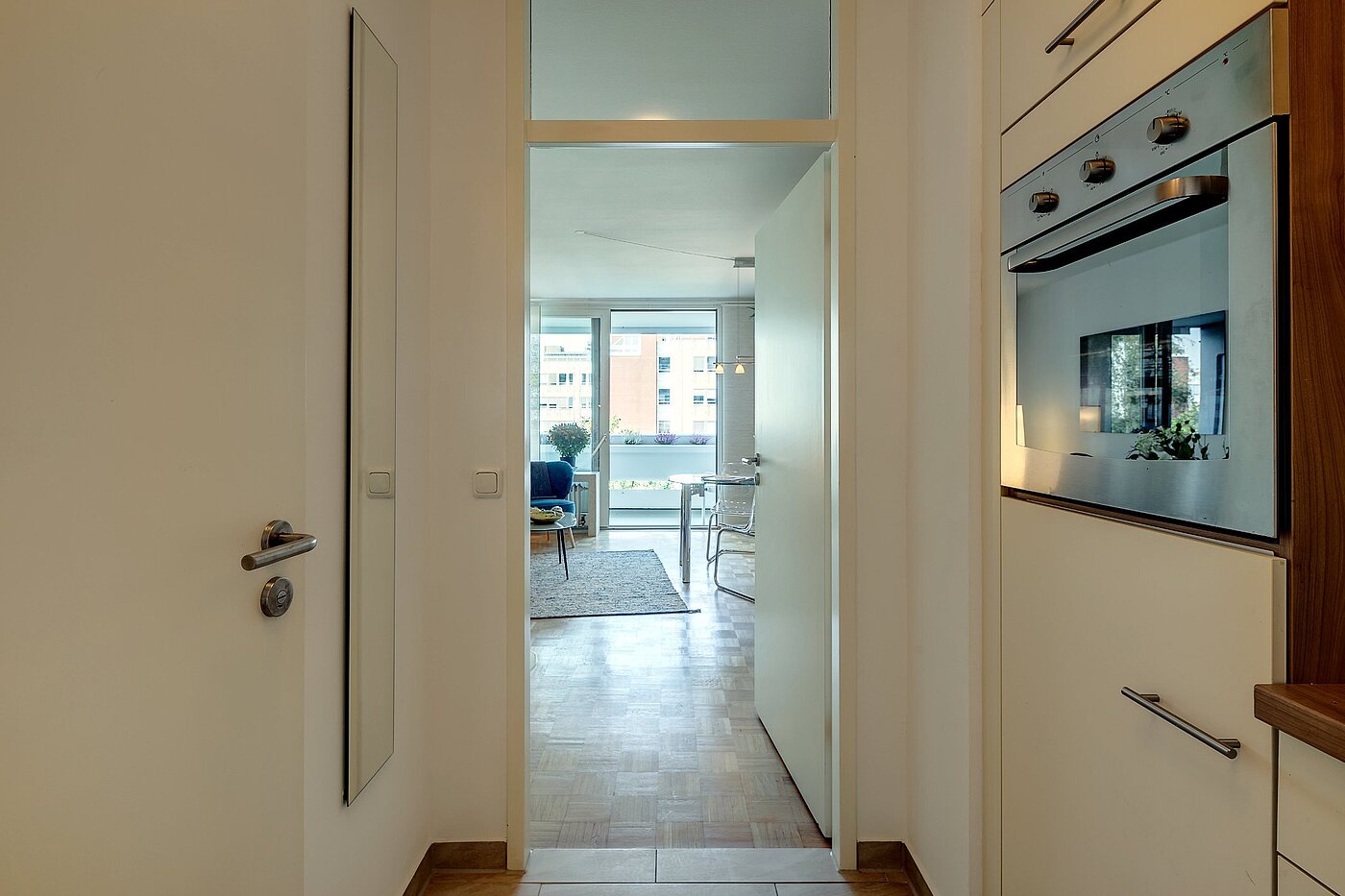 Etagenwohnung mit 1 Zimmer | München-Bogenhausen | 1809ML7 | Blick aus der Küche