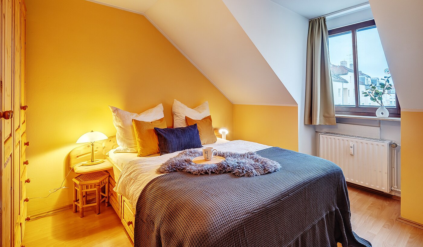 Etagenwohnung mit 2 Zimmern | Germering | 70029 | Großes Schlafzimmer