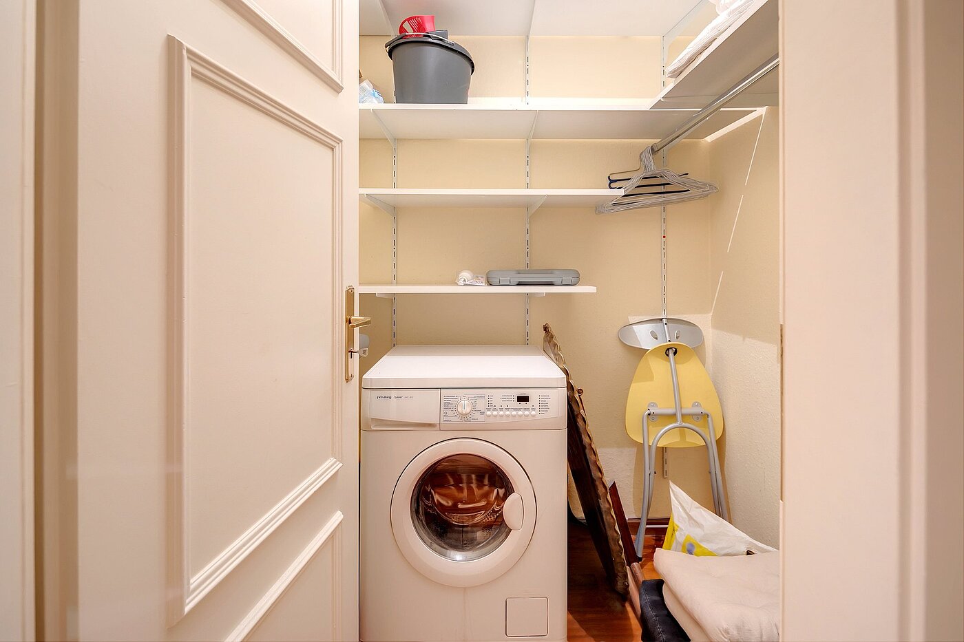 Etagenwohnung mit 1 Zimmer | München-Ludwigsvorstadt | 2108ML5 | Kleiner Hauswirtschaftsraum