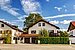 Etagenwohnung mit 3 Zimmern | München-Trudering | 70481 | Außenansicht mit Garage | Thumbnail