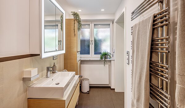 Reiheneckhaus mit 3 Zimmern | Kreuth | 70037 | Modernes Tageslichtbad...