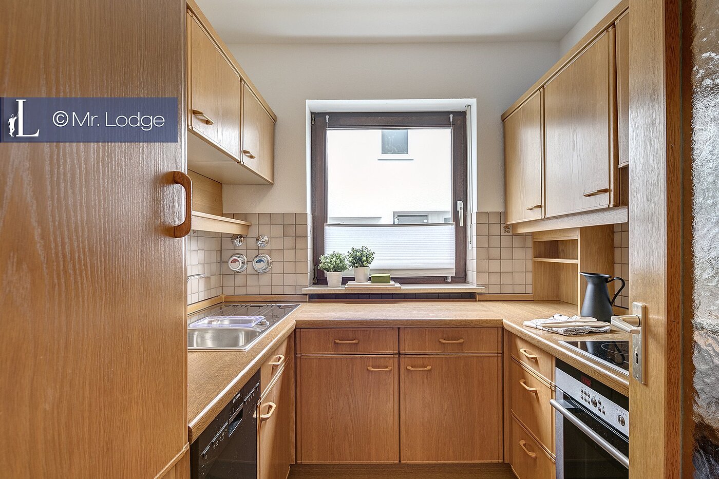 Erdgeschosswohnung mit 2 Zimmern | München-Harlaching | 1704ML6 | Küchenzeile in U-Form