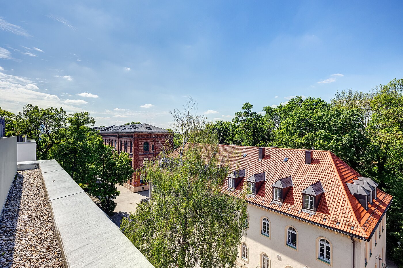 Etagenwohnung mit 2 Zimmern | 70134 | Freier Ausblick