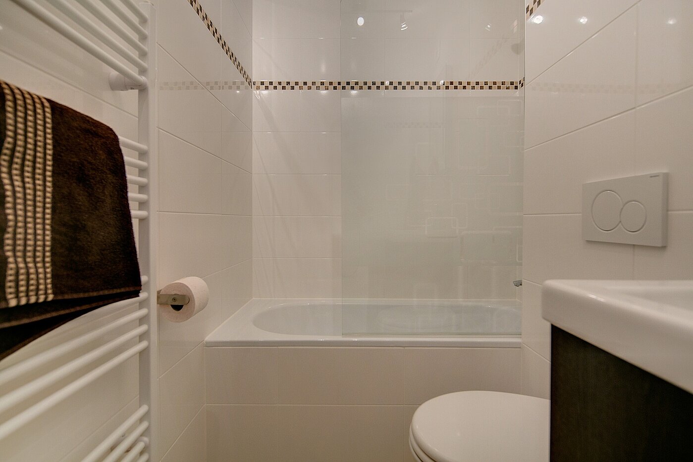 Etagenwohnung mit 1 Zimmer | München-Berg am Laim | 2209ML2 | ...mit Badewanne