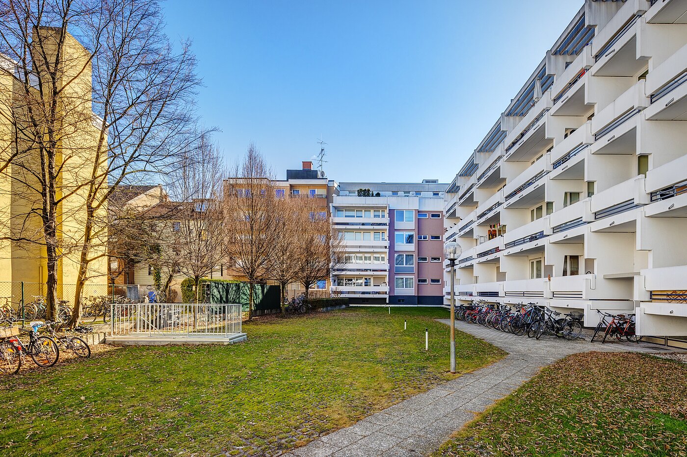 Etagenwohnung mit 1 Zimmer | München-Neuhausen | 2301ML8 | Begrünter Innenhof