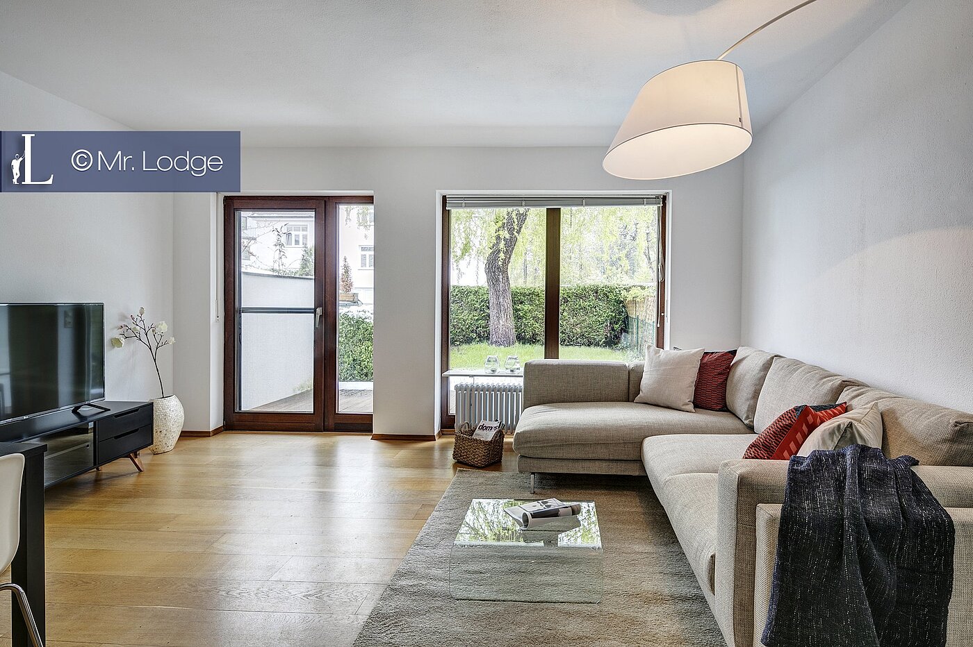 Erdgeschosswohnung mit 2 Zimmern | München-Harlaching | 1704ML6 | Wohnzimmer