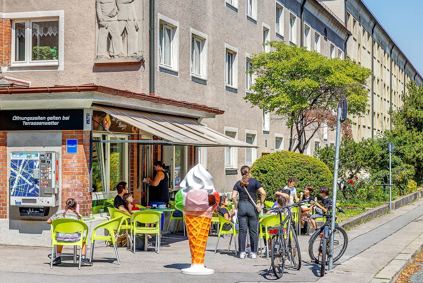 Apartment mit 1 Zimmer | München-Milbertshofen | 702251 | Eiscafé