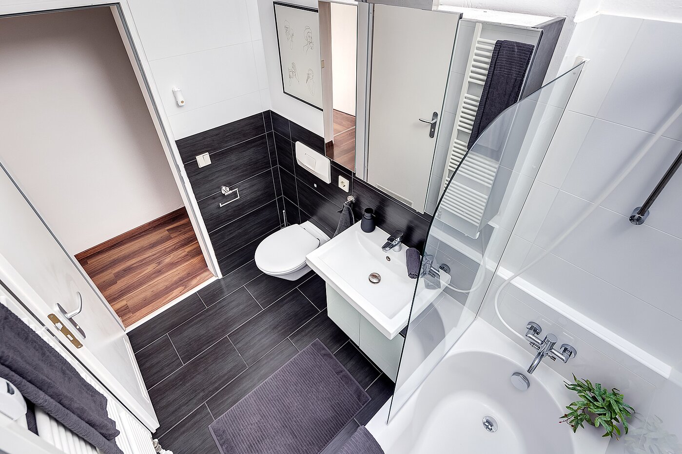 Etagenwohnung mit 2 Zimmern | München-Untermenzing | 70177 | ...und Dachfenster