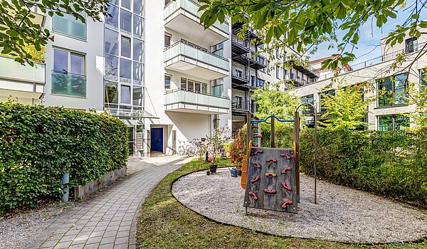Etagenwohnung mit 3 Zimmern | München-Neuhausen | 70489 | Ruhig und Gepflegt