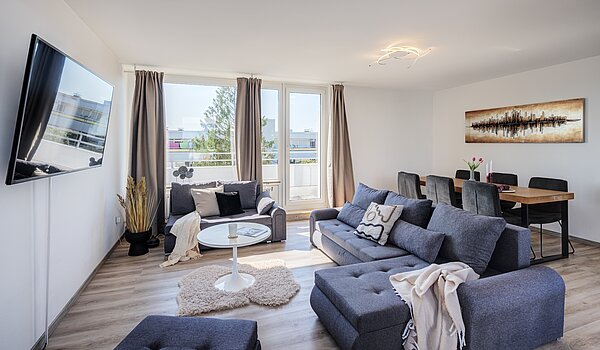 Terrassenwohnung mit 3.5 Zimmern | München-Berg am Laim | 704511 | Wohnbereich