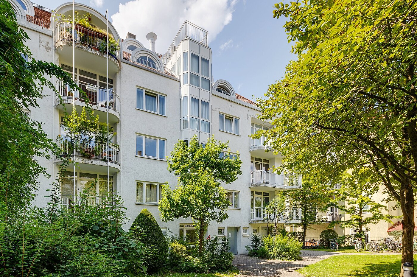 Etagenwohnung mit 1.5 Zimmern | München-Lehel | 2107ML9 | Gartenseite