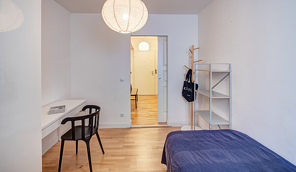Etagenwohnung mit 3 Zimmern | München-Au | 70447 | ...mit Schreibtisch